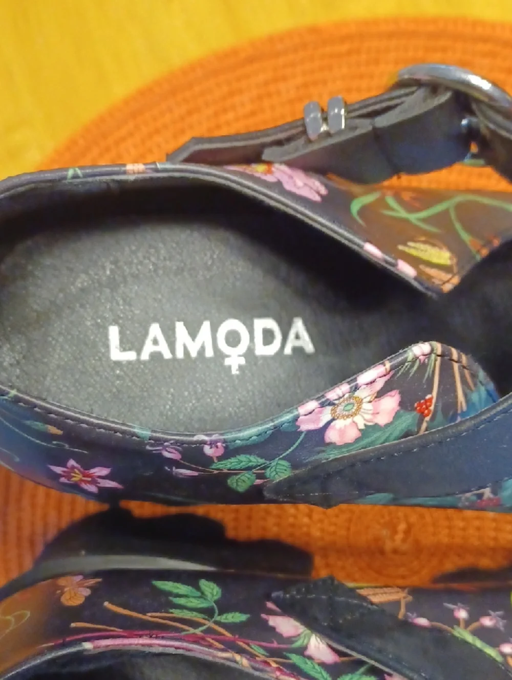 Floral Mary Jane Platform Shoes - Black/Pink